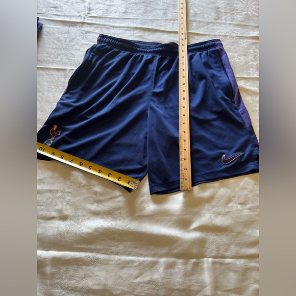 Nike shorts - Picture 5 of 6